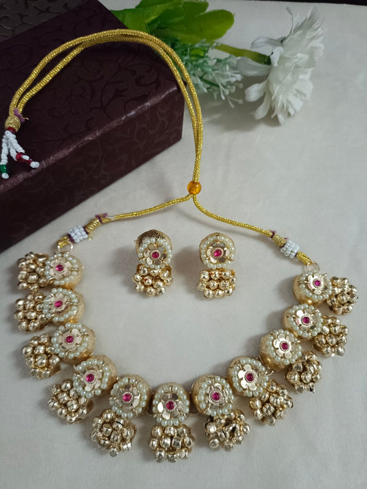 Brass-Plated Kundan Studded & Pearls Beaded Choker Wedding Jewellery Set