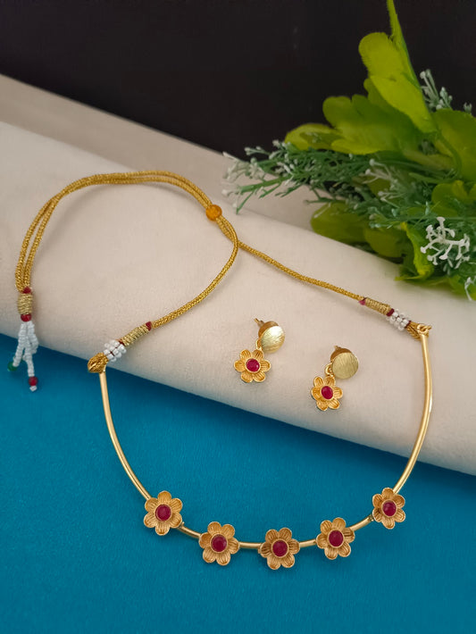 Gold-Plated Pink Kundan Hasli Choker Set | Traditional Studded Earrings & Drawstring