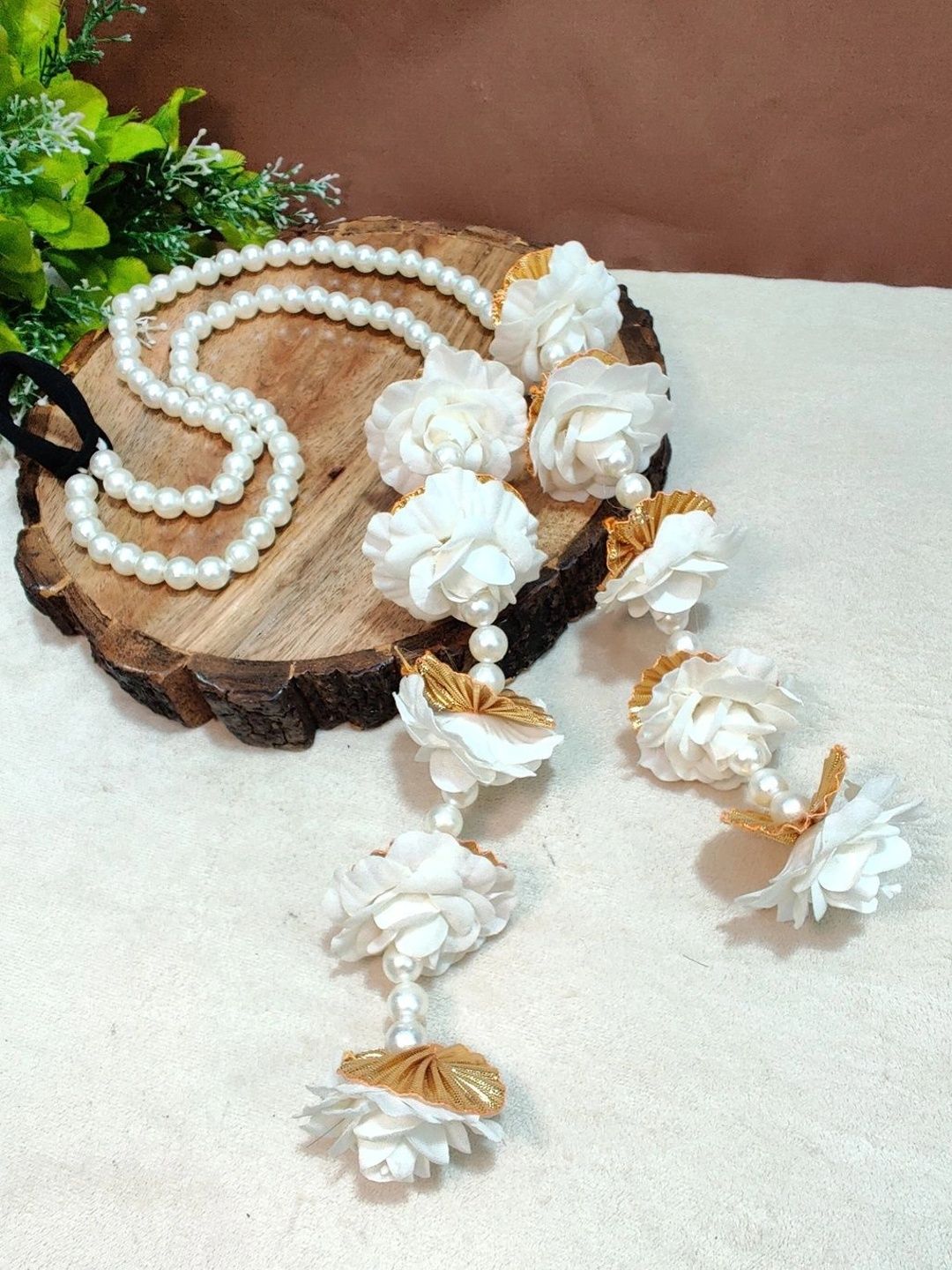 Gota & Flower Punjabi Choti Paranda Ponytail Braid Holder – White