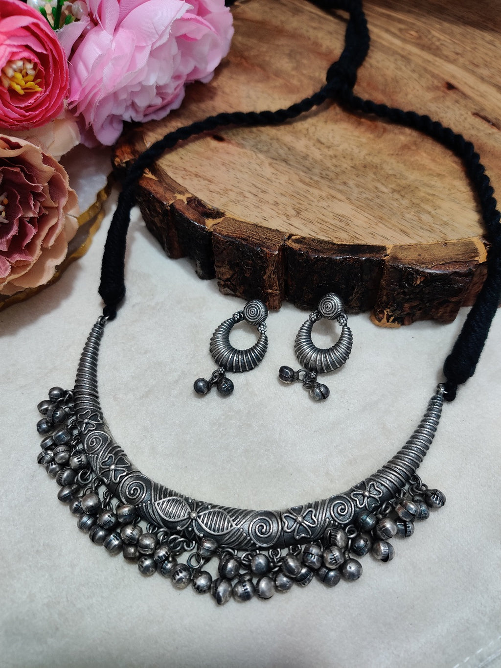 Oxidised Silver Plated Ghugaroo Drops Kashmiri Choker Jewellery Set For Women