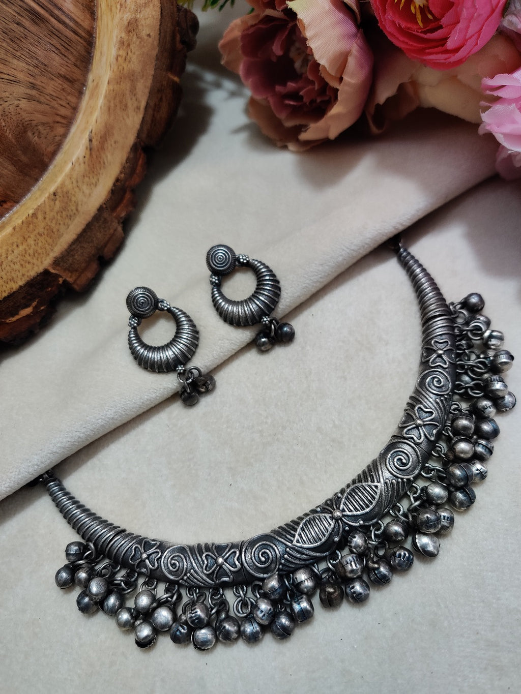 Oxidised Silver Plated Ghugaroo Drops Kashmiri Choker Jewellery Set For Women
