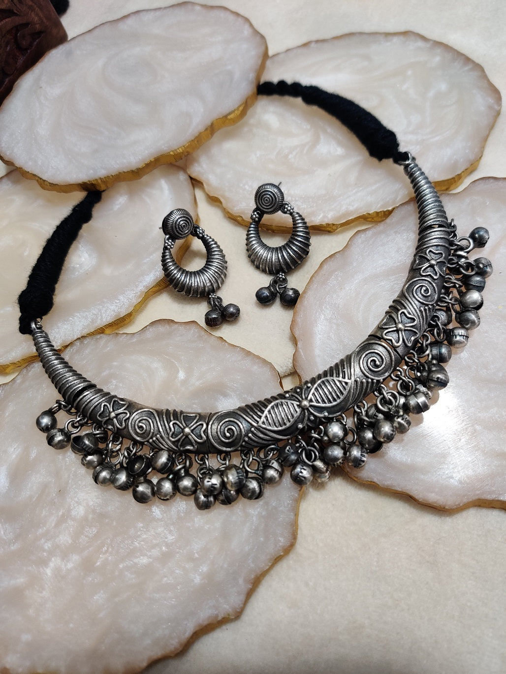 Oxidised Silver Plated Ghugaroo Drops Kashmiri Choker Jewellery Set For Women