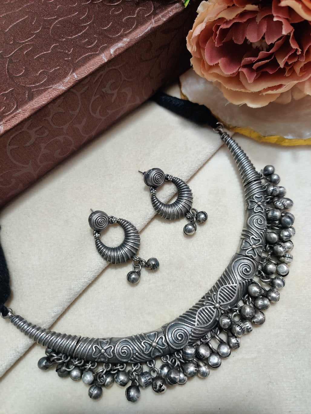 Oxidised Silver Plated Ghugaroo Drops Kashmiri Choker Jewellery Set For Women