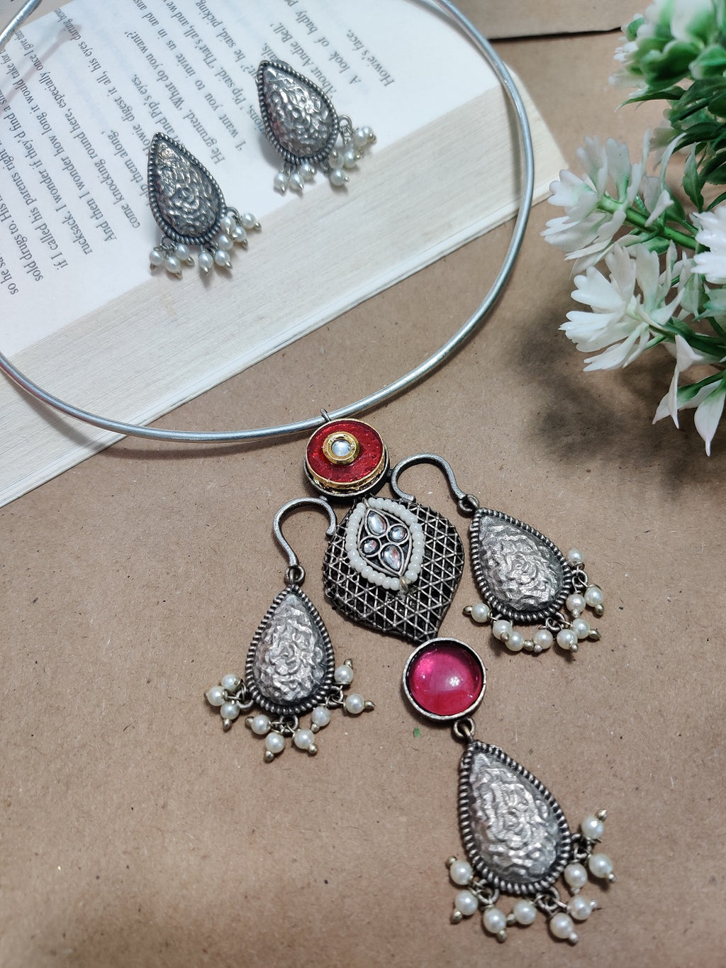 Oxidised Silver Plated Stone Studded Hasli Choker Jewellery Set For Women