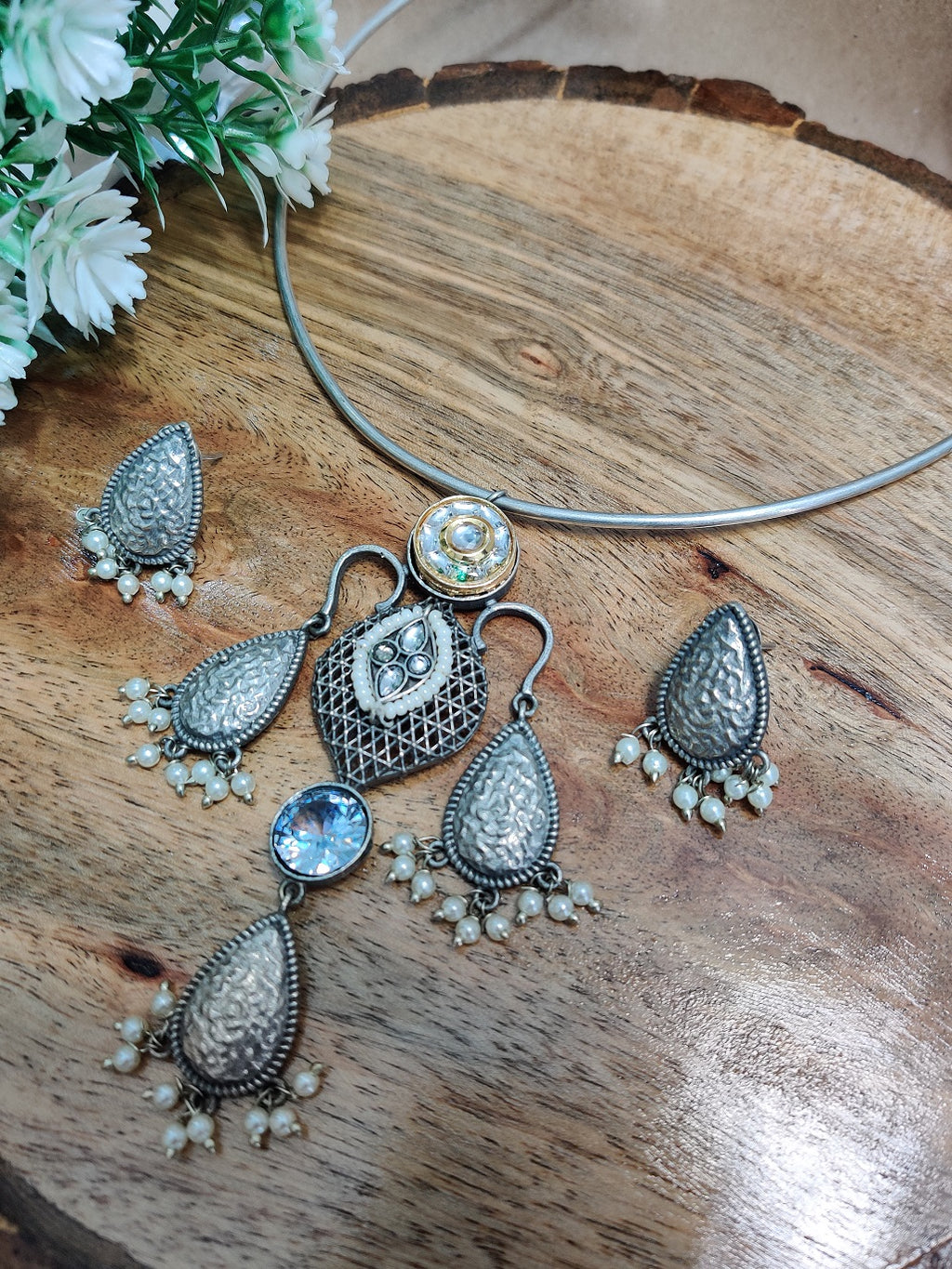 Oxidised Silver Plated Stone Studded Hasli Choker Jewellery Set For Women