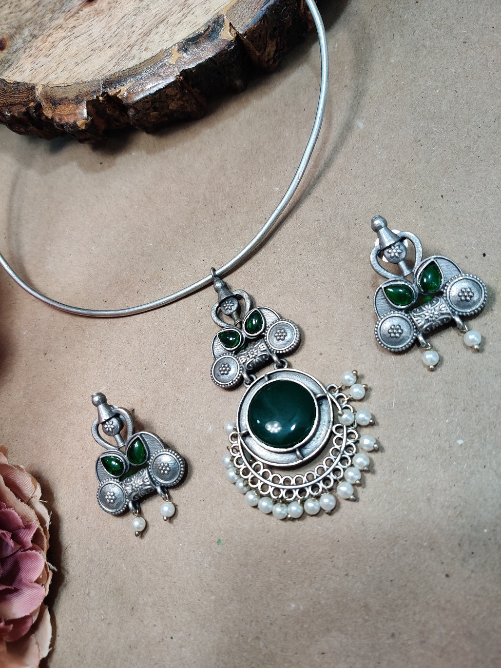 Oxidised Silver Plated Stone Studded Hasli Choker Jewellery Set For Women