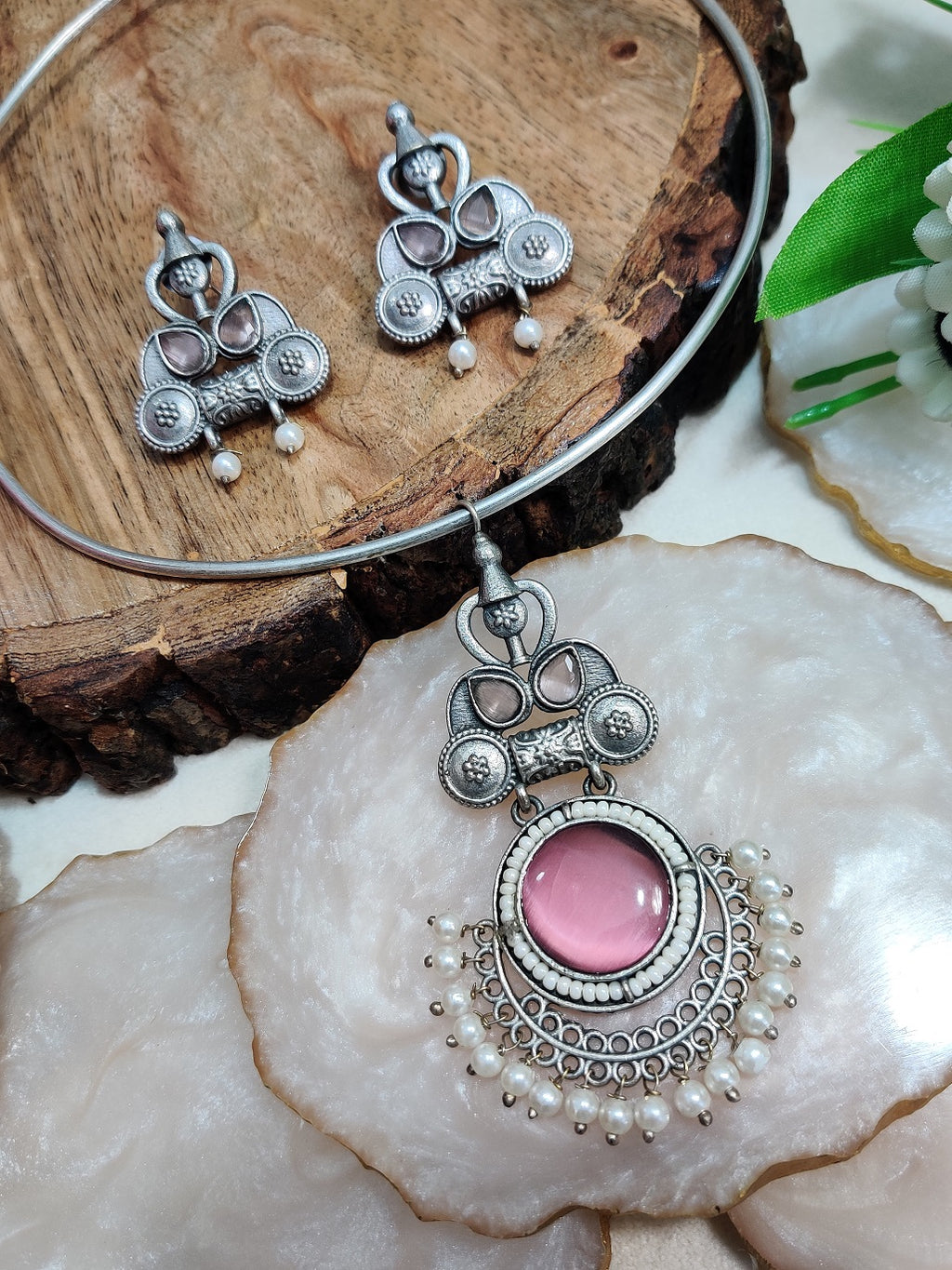 Oxidised Silver Plated Stone Studded Hasli Choker Jewellery Set For Women