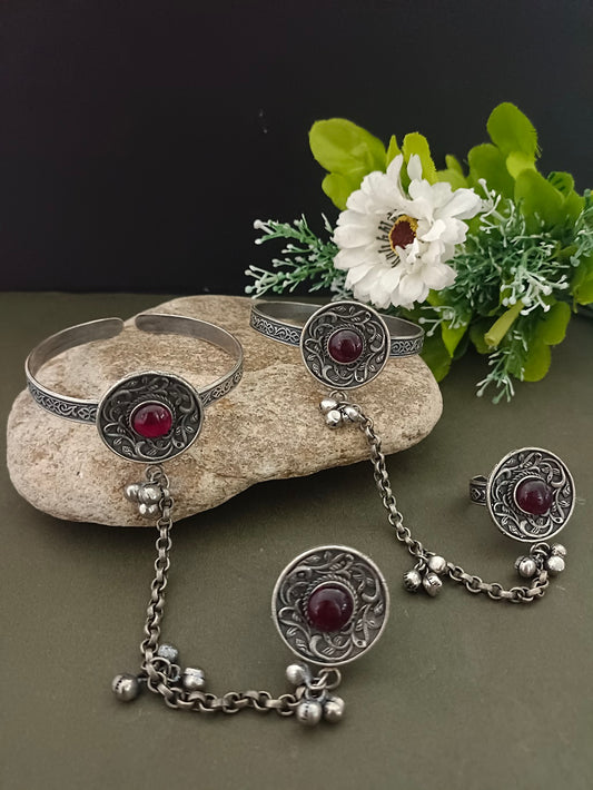 Sanjog Adjustable Ethnic Handcuff & Ring Set with Ghungroo Chain