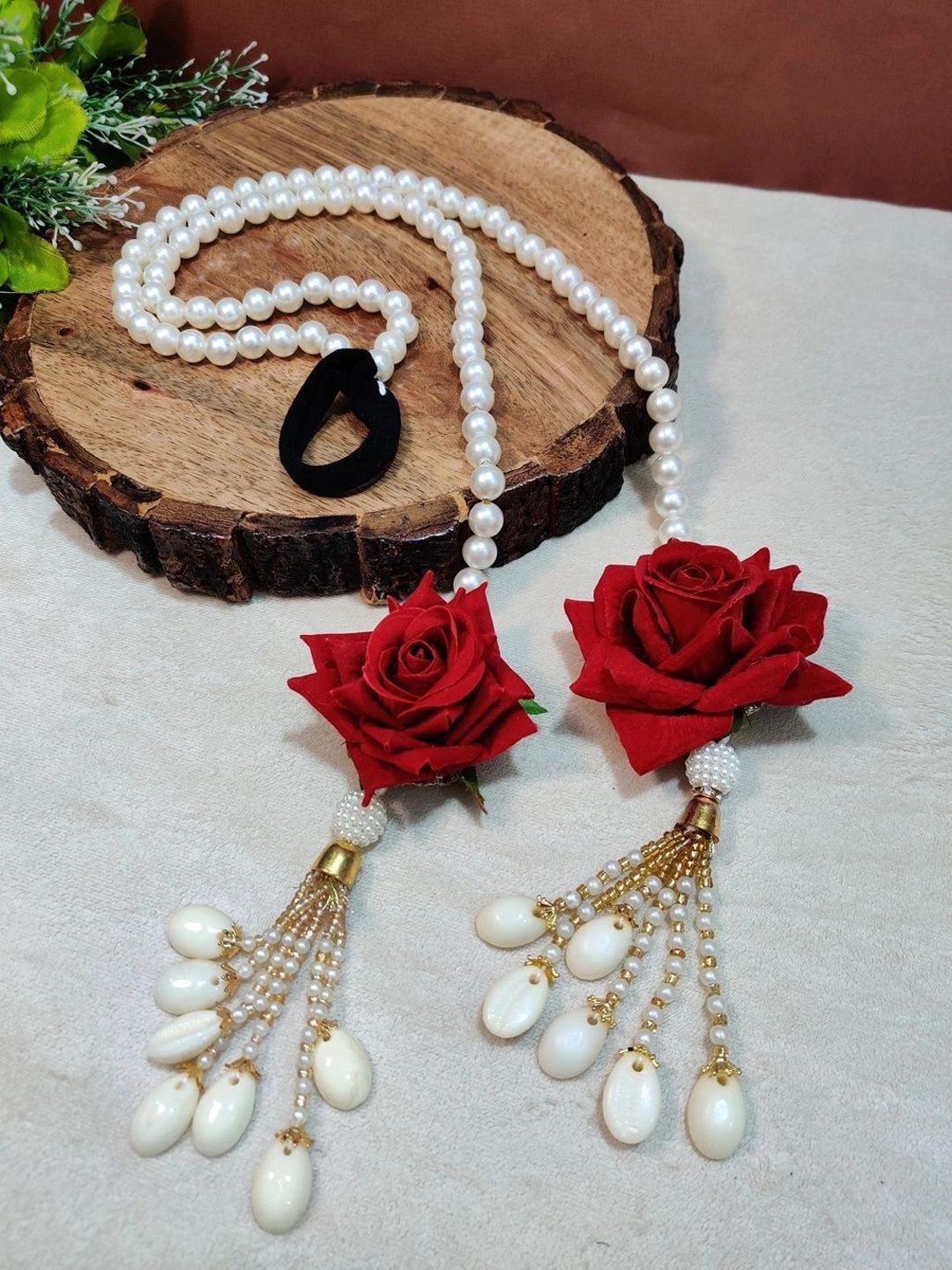 Rose & Pearl Tassel Choti Paranda Ponytail Braid Holder – Red