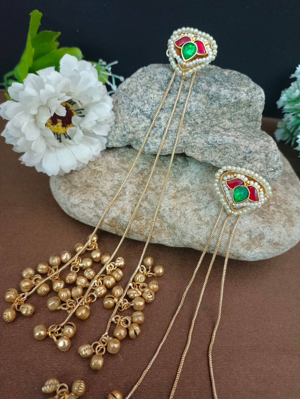 Brass-Plated Pachi Kundan & Ghungaroo Beaded Kashmiri Drop Earrings