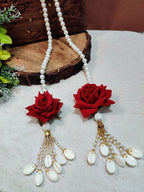 Rose & Pearl Tassel Choti Paranda Ponytail Braid Holder – Red