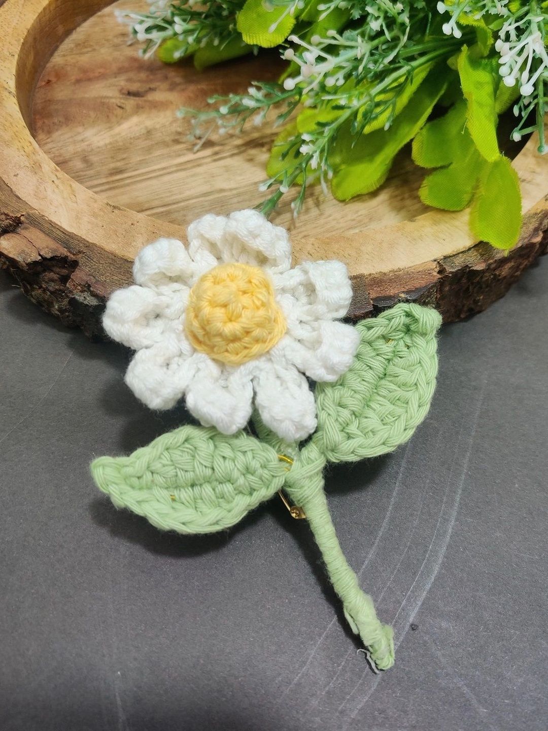 Handmade Crochet Daisy Flower Brooch – White