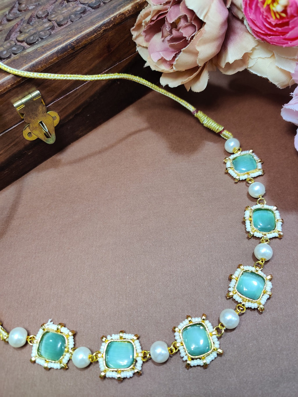 Gold-Plated Kundan Studded Statement Choker Necklace