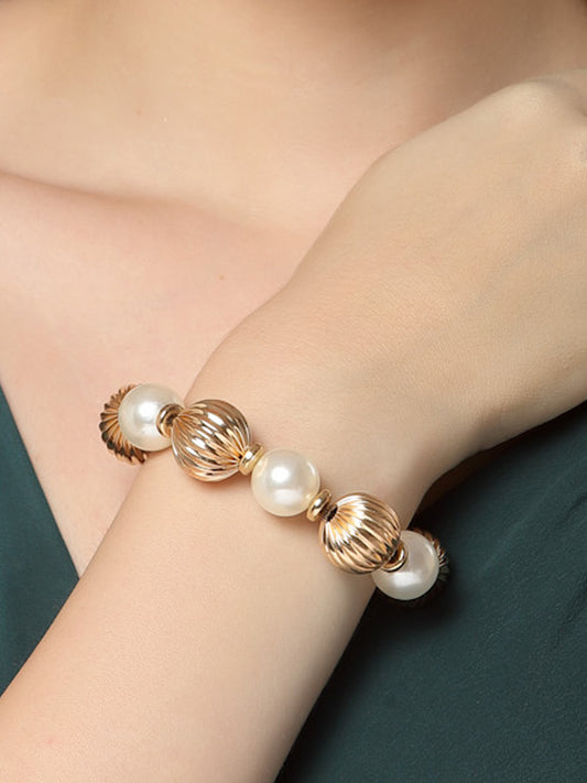 Elegant Gold-Plated and Pearl Statement Bracelet for Women