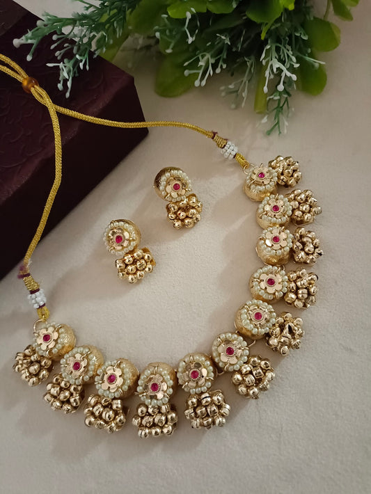 Brass-Plated Kundan Studded & Pearls Beaded Choker Wedding Jewellery Set