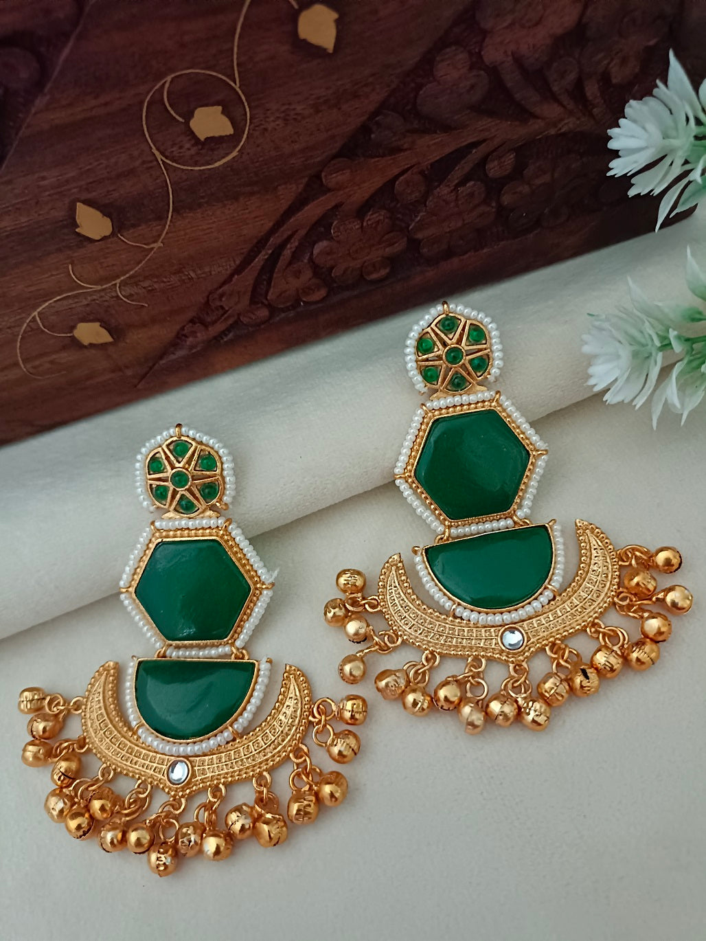 Gold-Toned Chandbali Brass Plated Kundan Studded Ghungaroo Drop Kashmiri Earrings