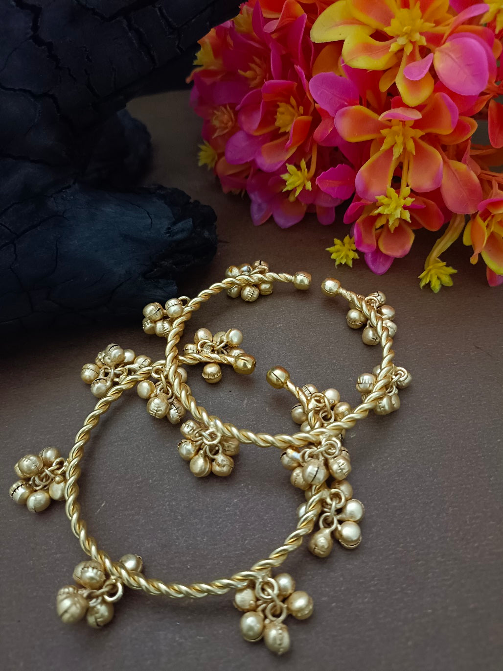 Set Of 2 Women Gold-Plated Ghungroo Beaded Kashmiri Bangle-Style Brass Bracelet