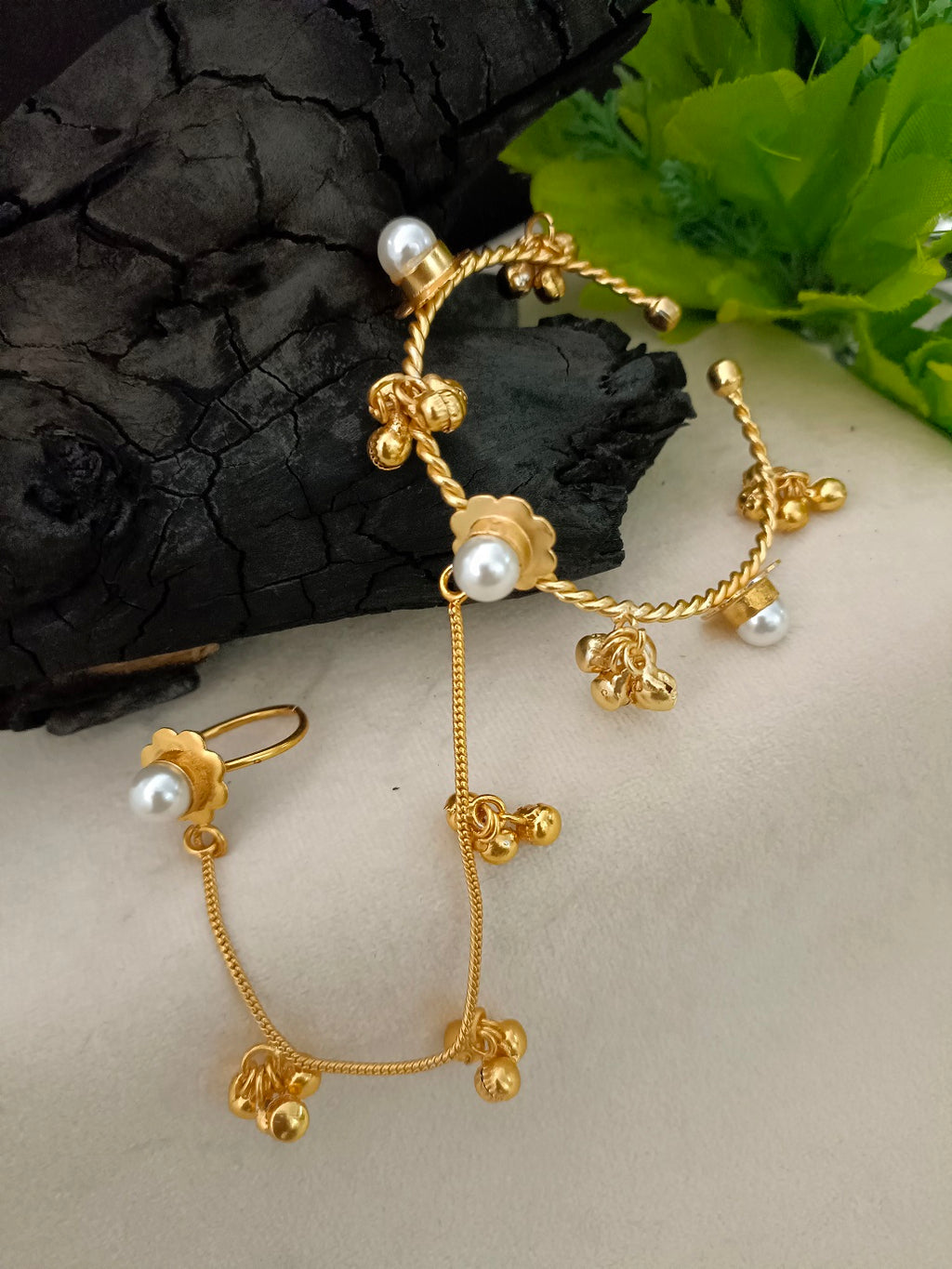 Women Brass Handcrafted Gold-Plated Pearl Sudded Hathphool Panja Multi Ring Bracelet