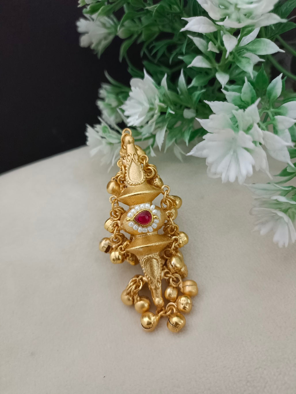 Gold-Plated Artificial Stones Studded & Pearls Beaded Ghungroo Finger Ring