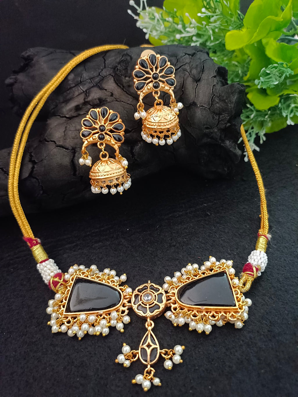 Gold-Plated Kundan & Pearl Beaded Choker Set with Jhumka Earrings