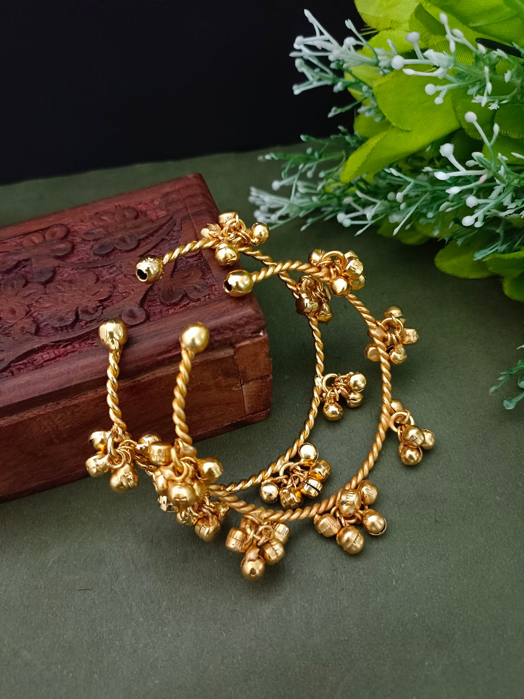Set Of 2 Women Gold-Plated Ghungroo Beaded Kashmiri Bangle-Style Brass Bracelet