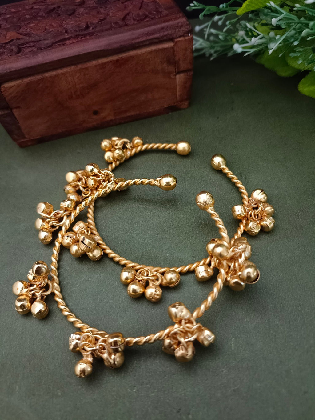Set Of 2 Women Gold-Plated Ghungroo Beaded Kashmiri Bangle-Style Brass Bracelet