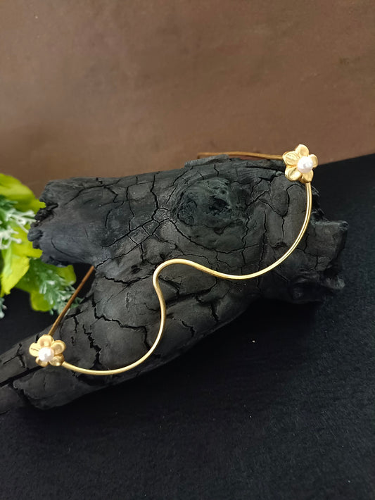 Traditional Gold-Plated Haldi & Mehendi Bridal Facelet – Floral Nose Frame