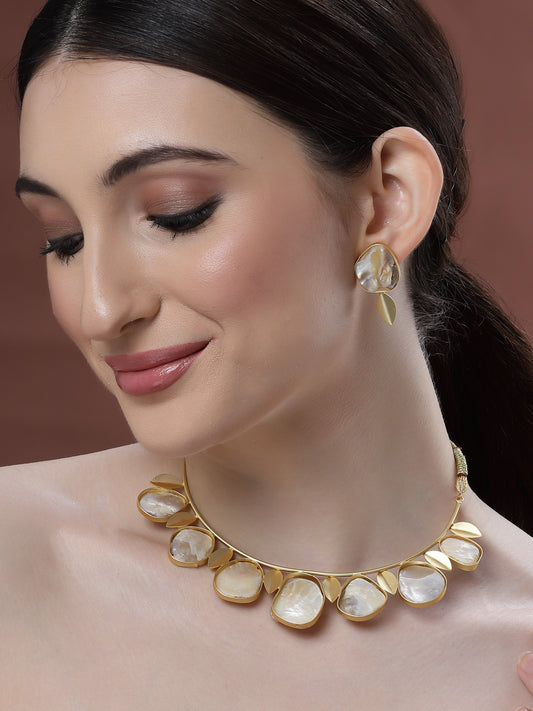 Mother Of Doozy Pearl Gold-Plated Stone-Studded Brass Choker Jewellery Set