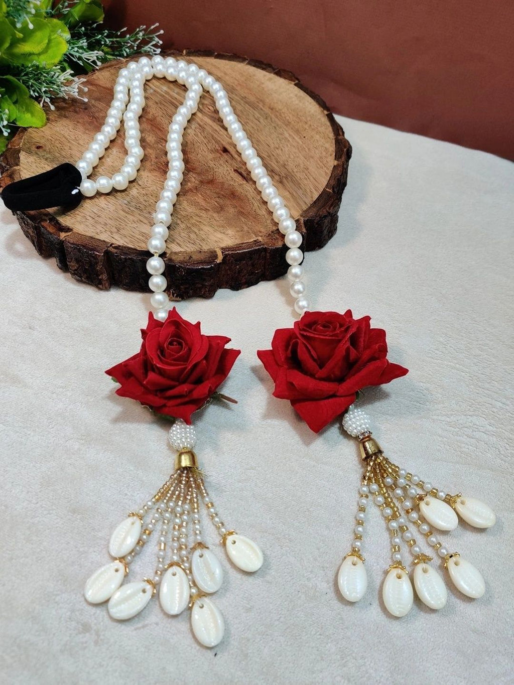 Rose & Pearl Tassel Choti Paranda Ponytail Braid Holder – Red