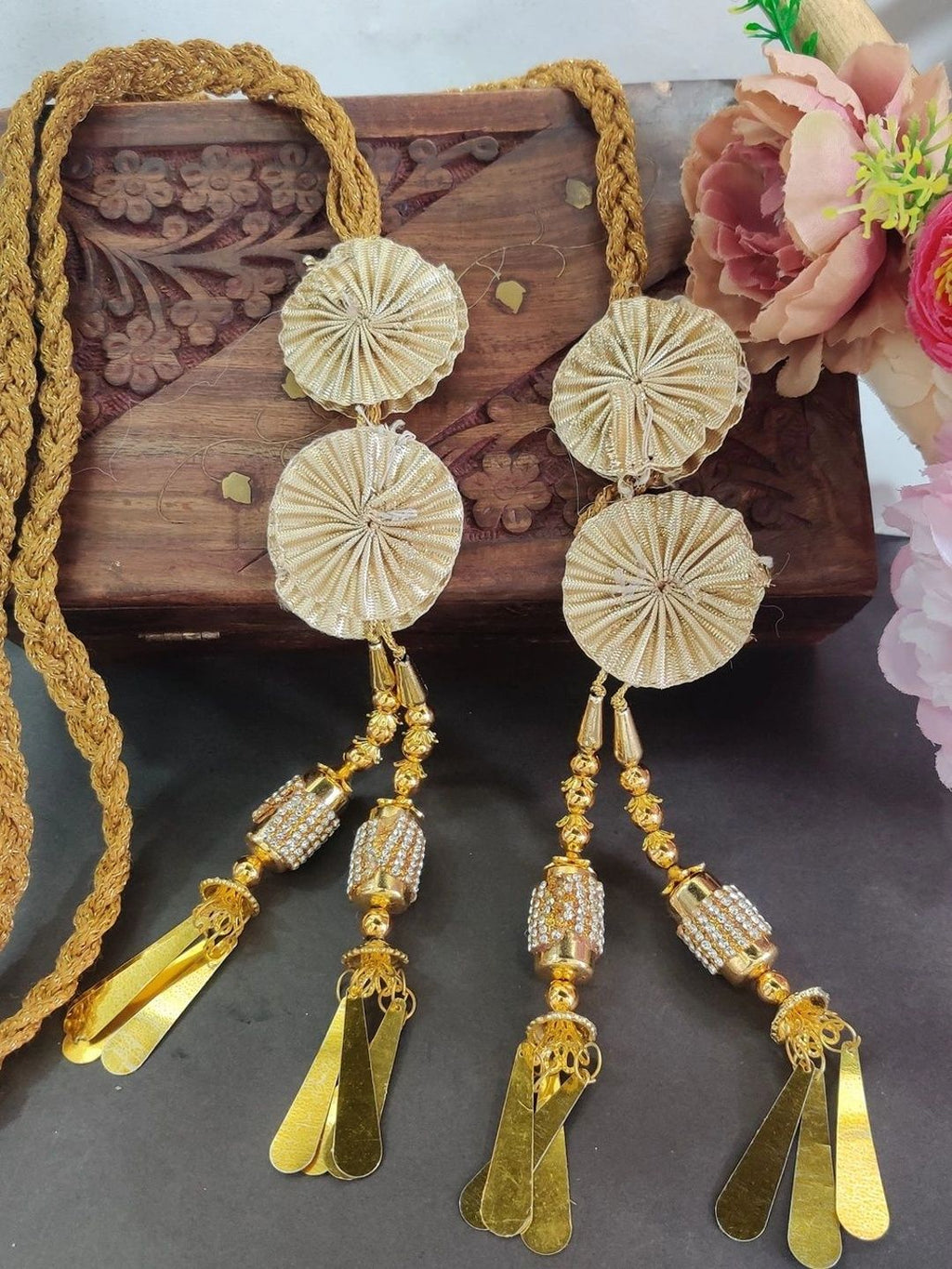 Gota Disc & Tassel Choti Paranda Ponytail Braid Holder – Gold
